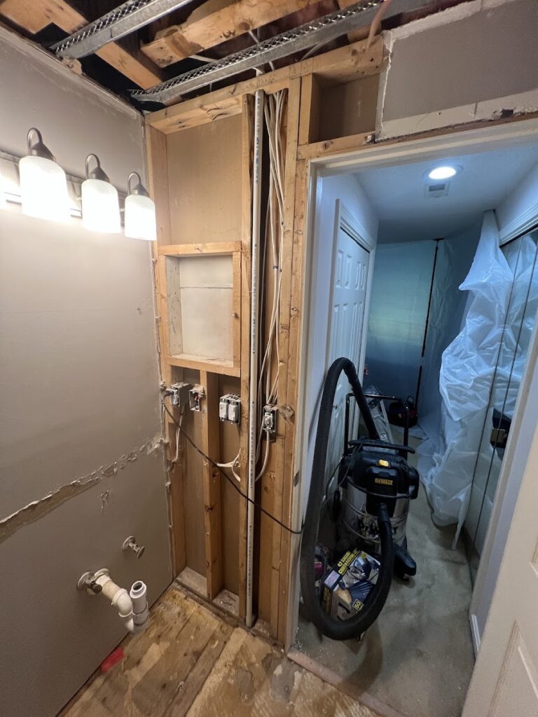 1-800 WATER DAMAGE of Manchester and Nashua